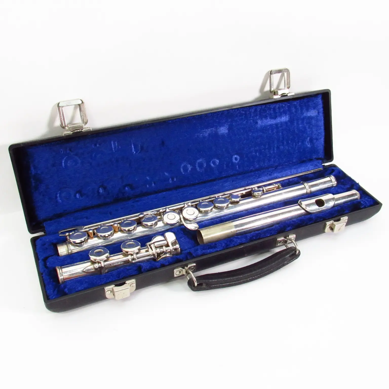 Price of flute in Luxembourg